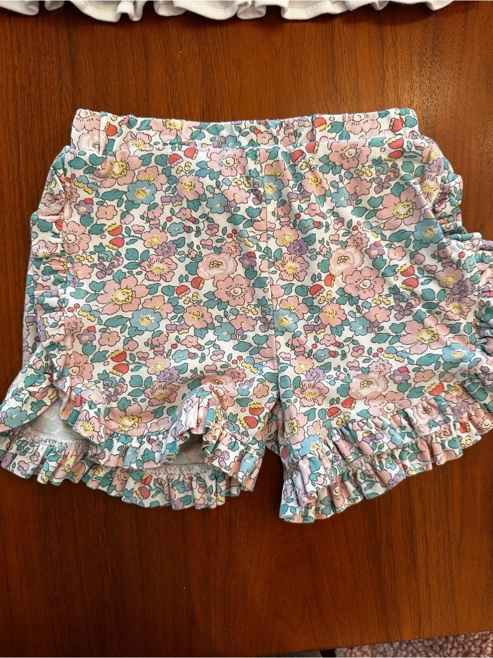Girls White Top and Floral Shorts Minnie Mouse Balloon Set Pink & Blue size 5/6